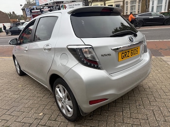 Used Toyota Yaris 2013 for sale - 76236458: Photo 4