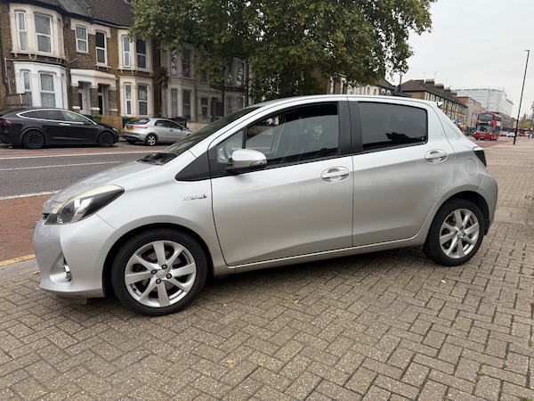 Used Toyota Yaris 2013 for sale - 76236458: Photo 5