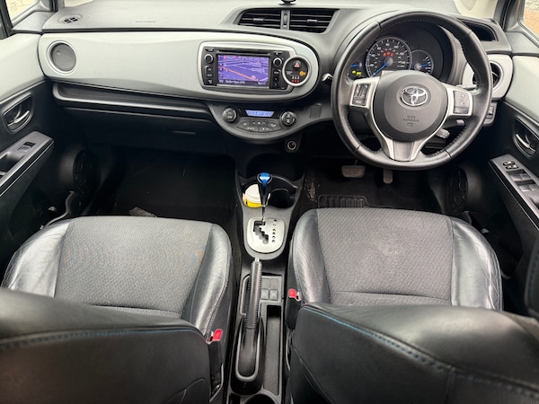 Used Toyota Yaris 2013 for sale - 76236458: Photo 8