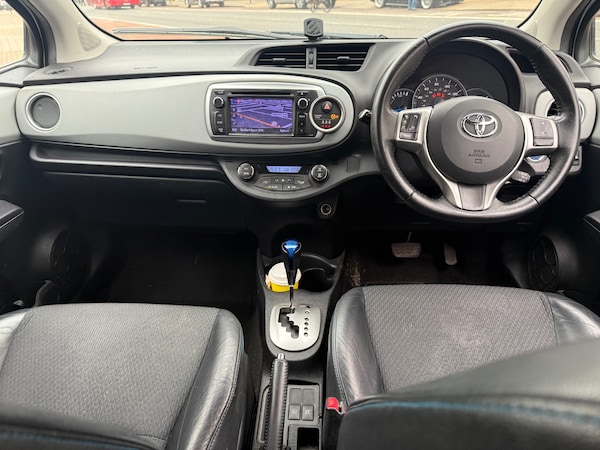 Used Toyota Yaris 2013 for sale - 76236458: Photo 9