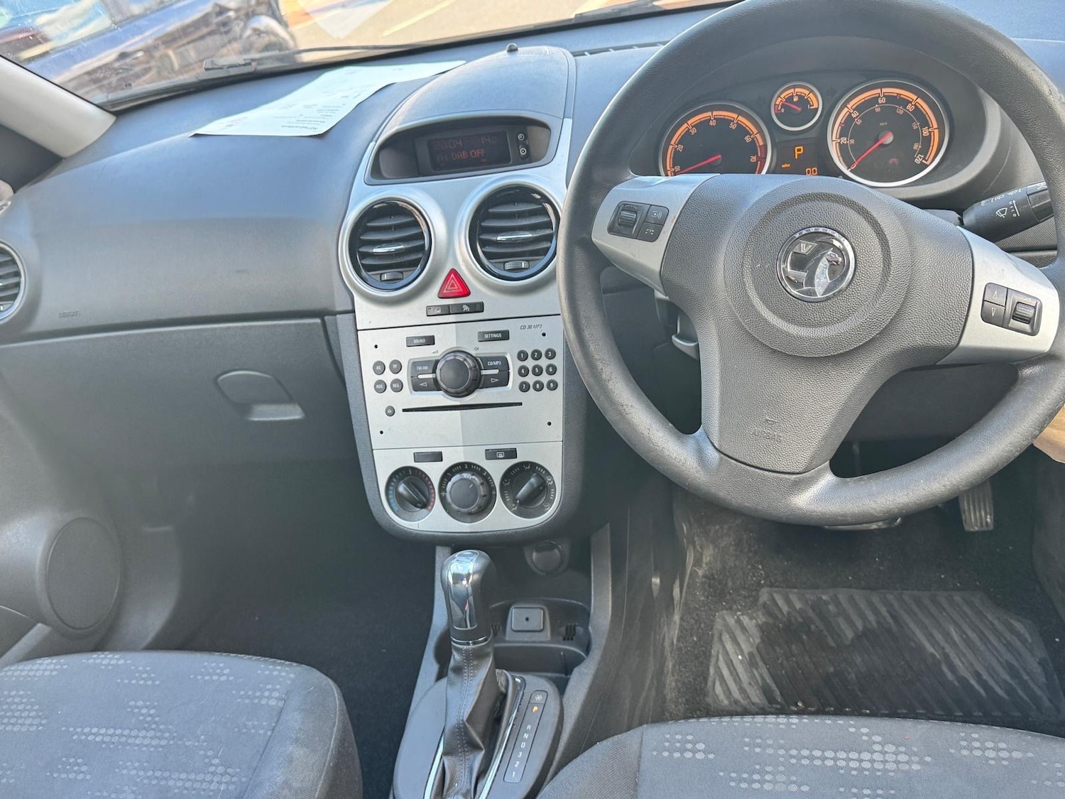Used Vauxhall Corsa 2011 for sale - 76343981: Photo 9
