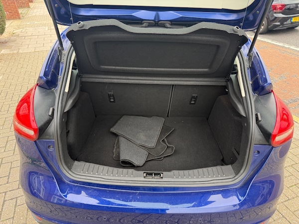 Used Ford Focus 2014 for sale - 76232813: Photo 10