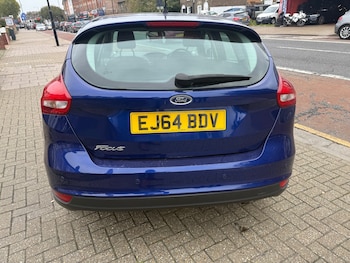 Used Ford Focus 2014 for sale - 76232813: Photo 3