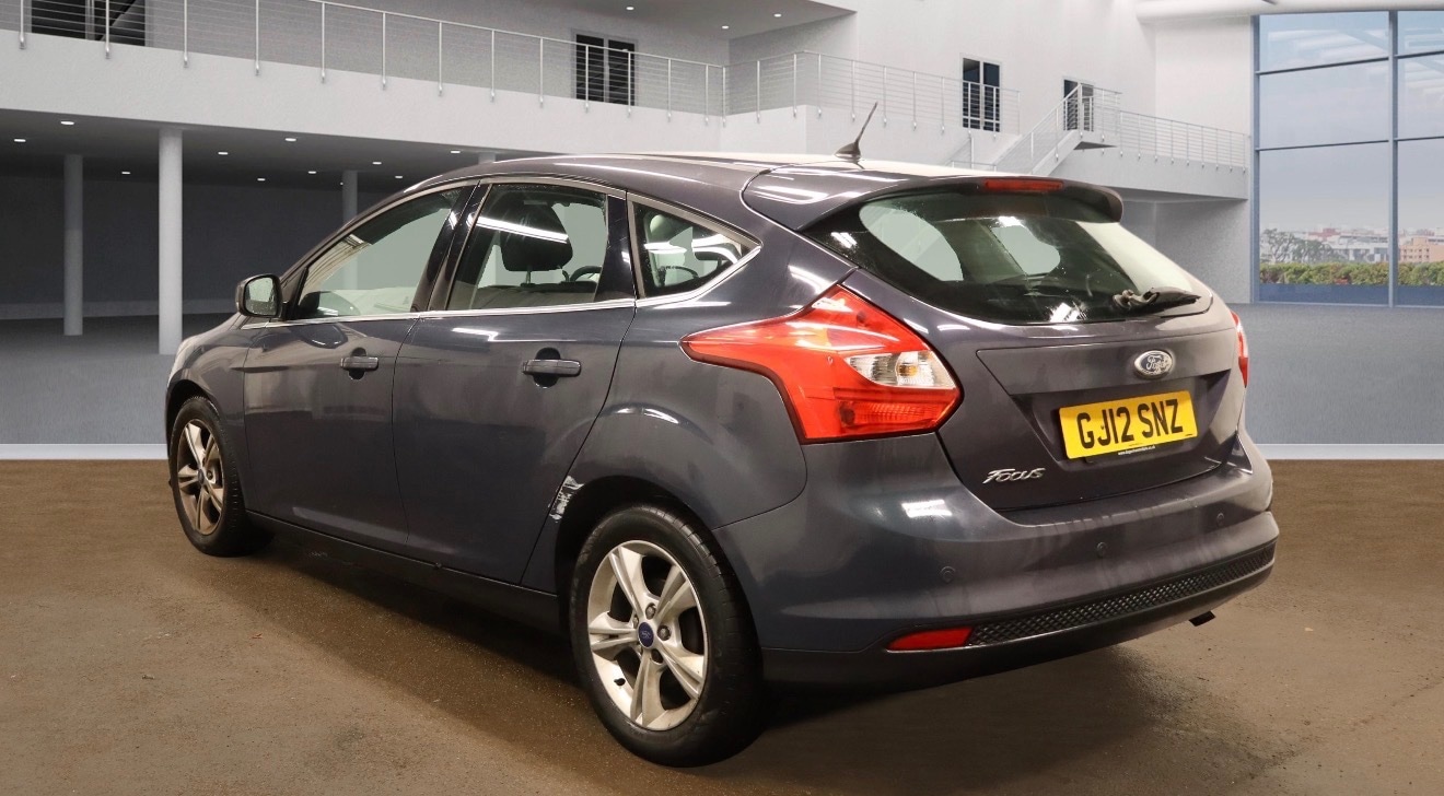 Used Ford Focus 2012 for sale - 77230697: Photo 2