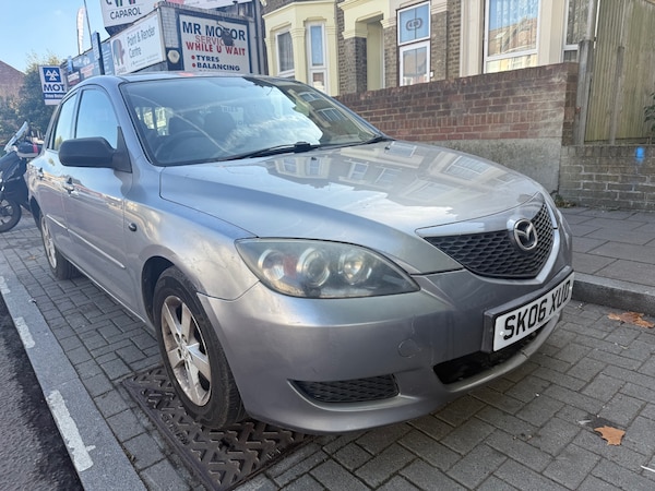 Used Mazda Mazda3 2006 for sale - 76232688: Photo 1