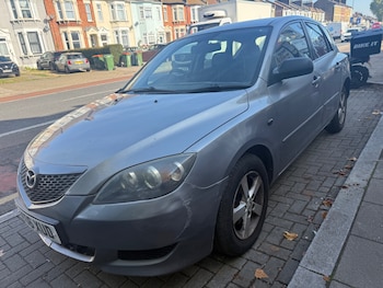 Used Mazda Mazda3 2006 for sale - 76232688: Photo 3
