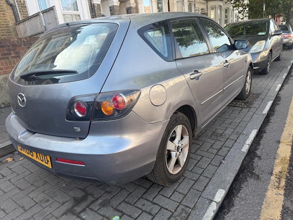 Used Mazda Mazda3 2006 for sale - 76232688: Photo 8
