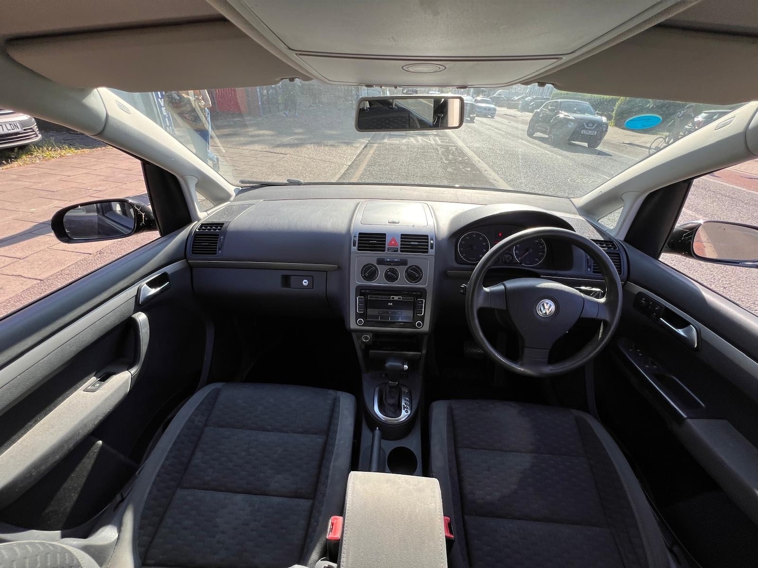 Used Volkswagen Touran 2009 for sale - 76403482: Photo 8