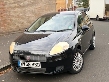 Used Fiat Grande Punto 2009 for sale - 76139436: Photo