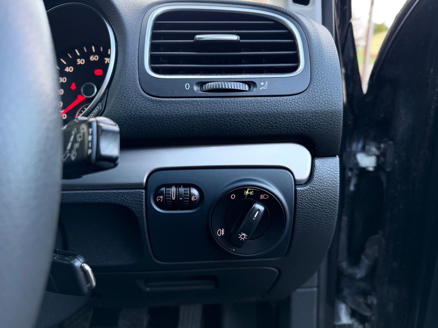 Used Volkswagen Golf 2009 for sale - 76704524: Photo 18