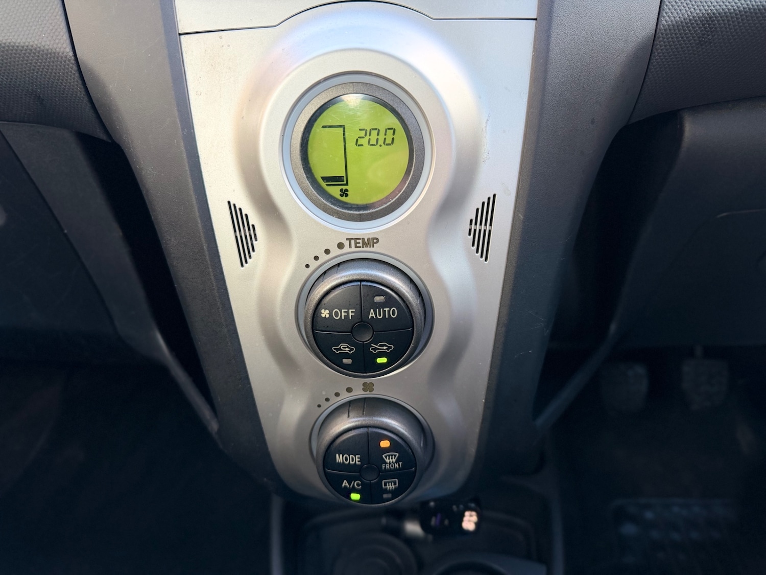 Used Toyota Yaris 2007 for sale - 77558434: Photo 24