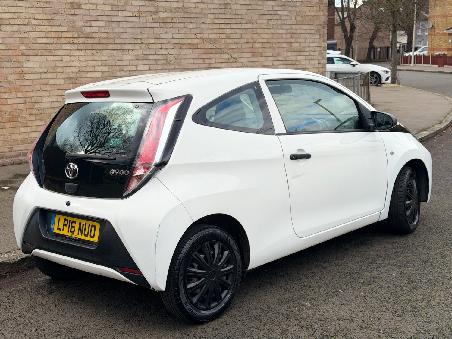 Used Toyota AYGO 2016 for sale - 77670938: Photo 10