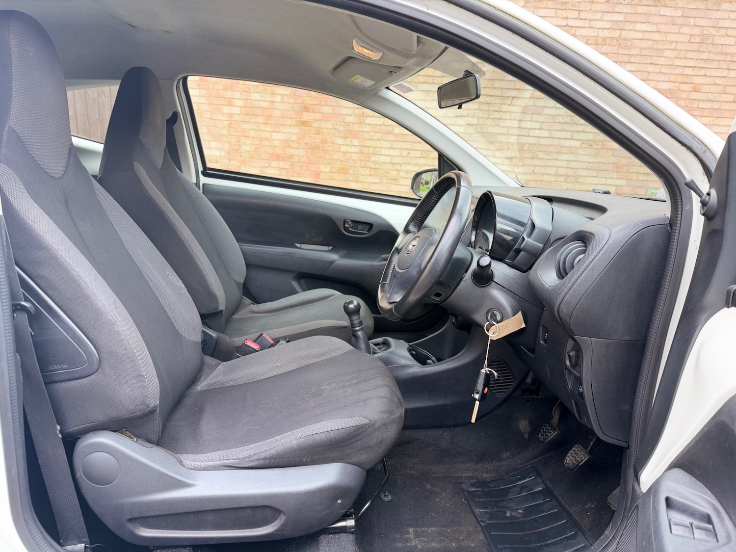 Used Toyota AYGO 2016 for sale - 77670938: Photo 14