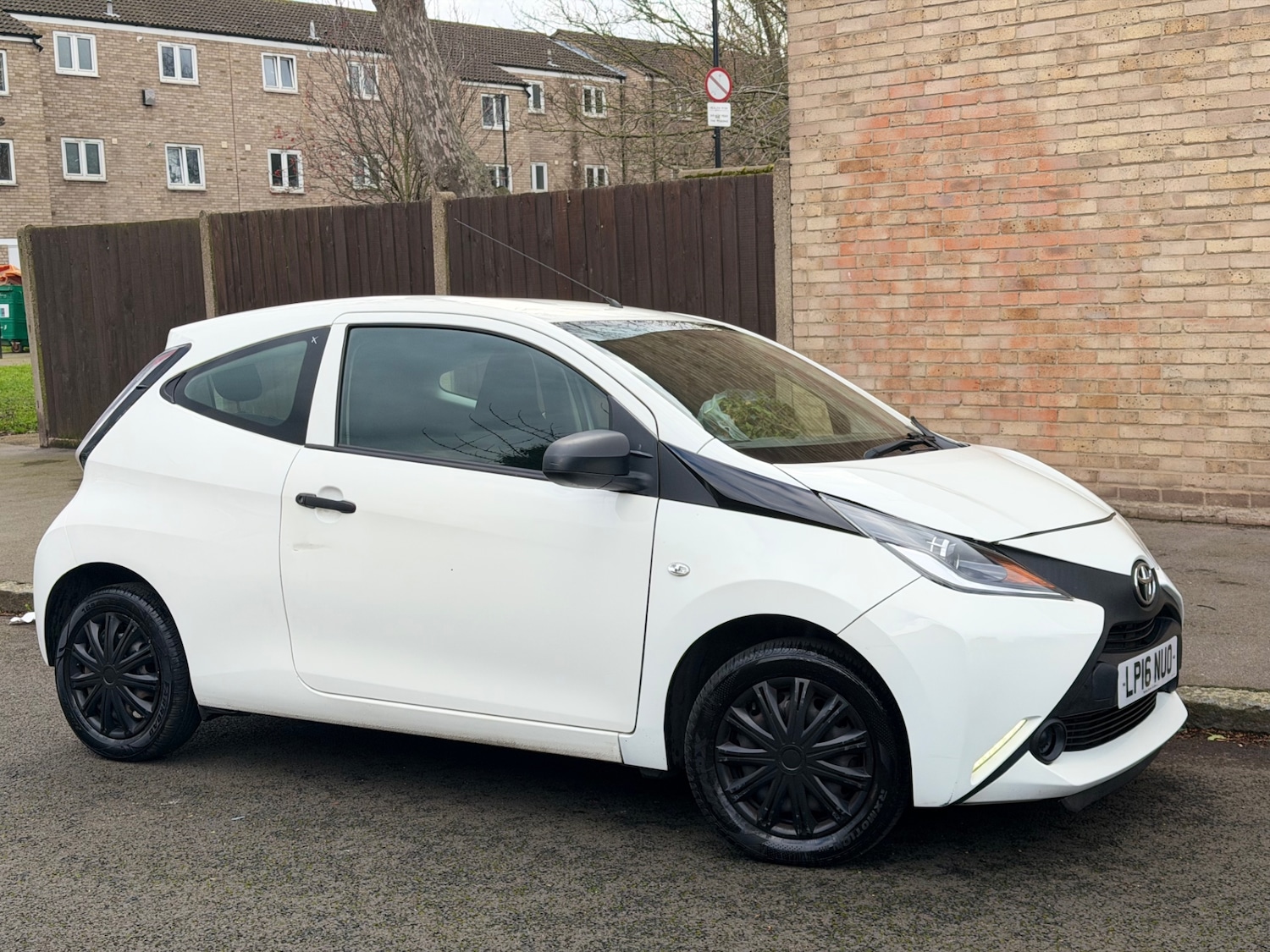Used Toyota AYGO 2016 for sale - 77670938: Photo 9