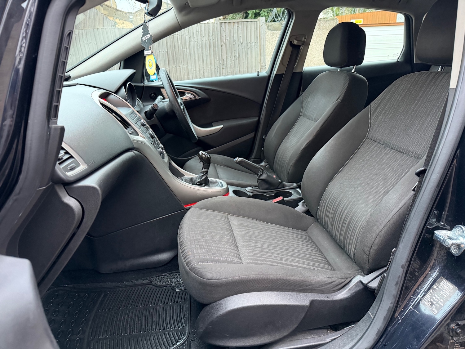 Used Vauxhall Astra 2010 for sale - 76595269: Photo 26