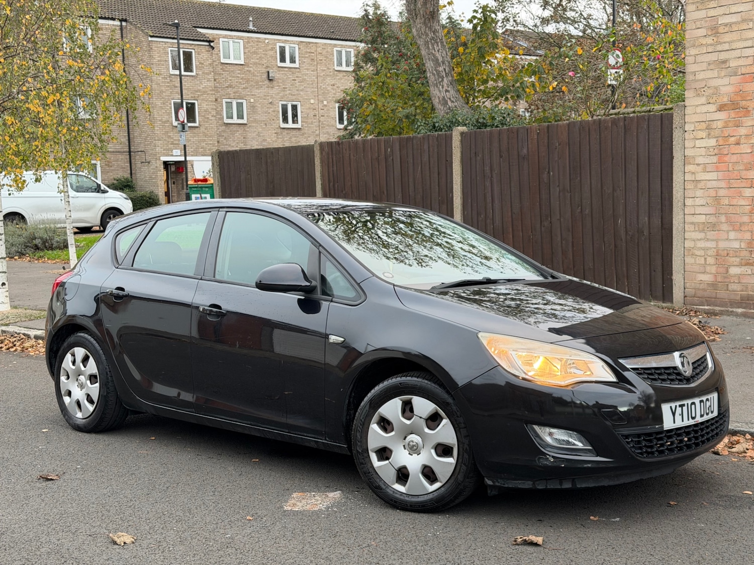 Used Vauxhall Astra 2010 for sale - 76595269: Photo 8