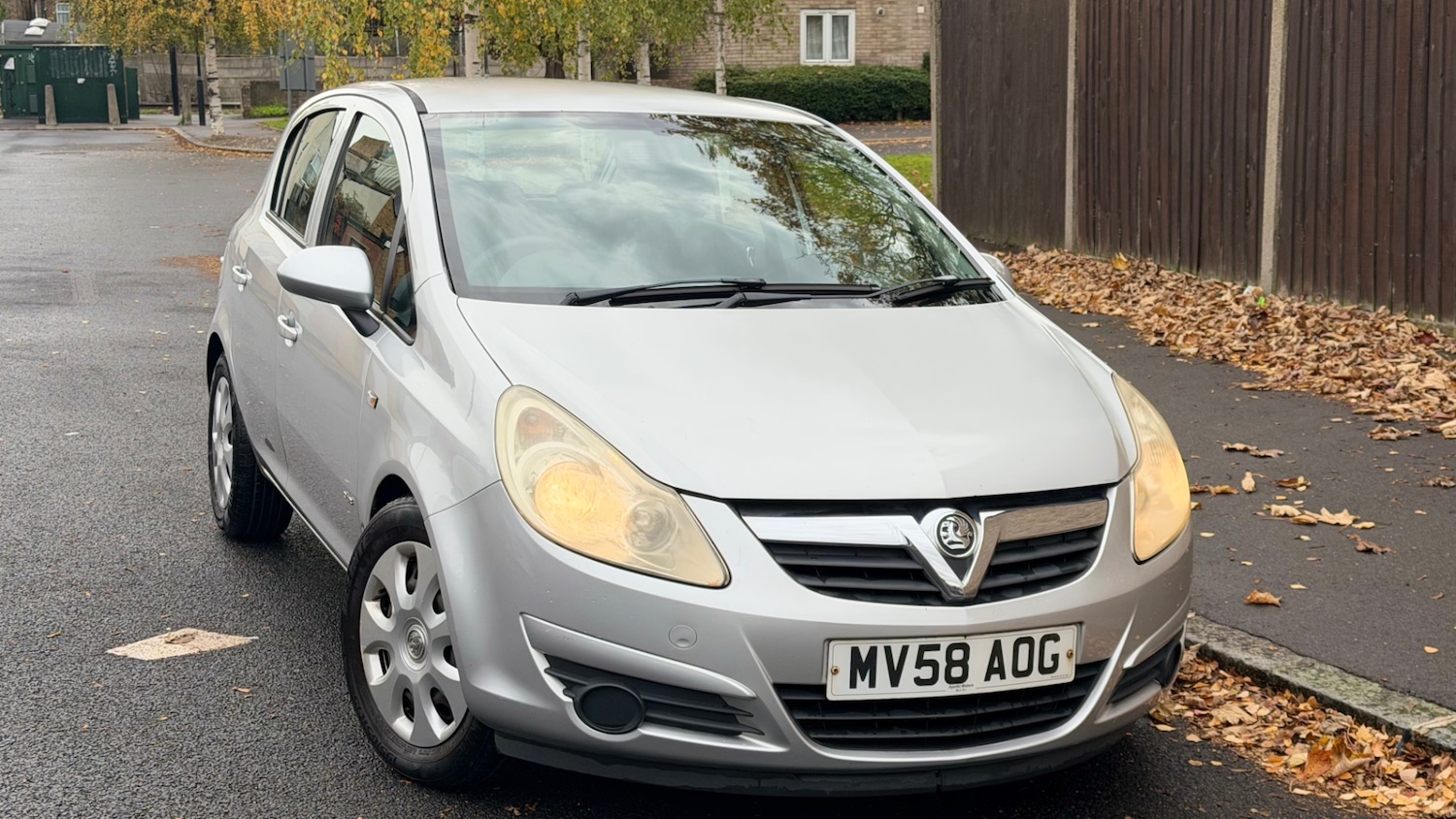 Used Vauxhall Corsa 2008 for sale - 76497093: Photo 2