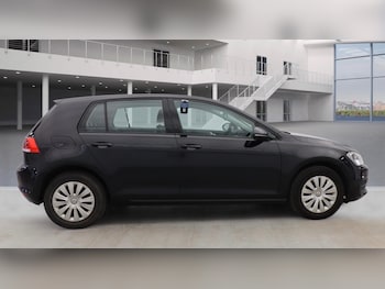 Used Volkswagen Golf 2013 for sale - 77670227: Photo