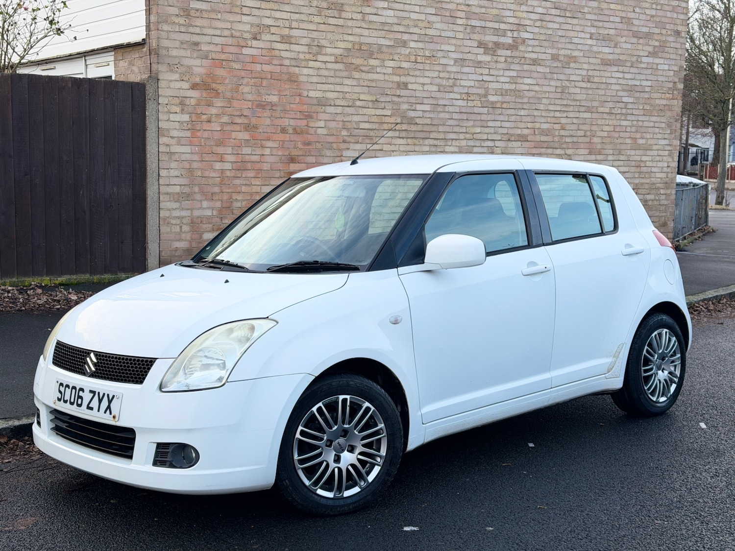 Used Suzuki Swift 2006 for sale - 77381214: Photo 5