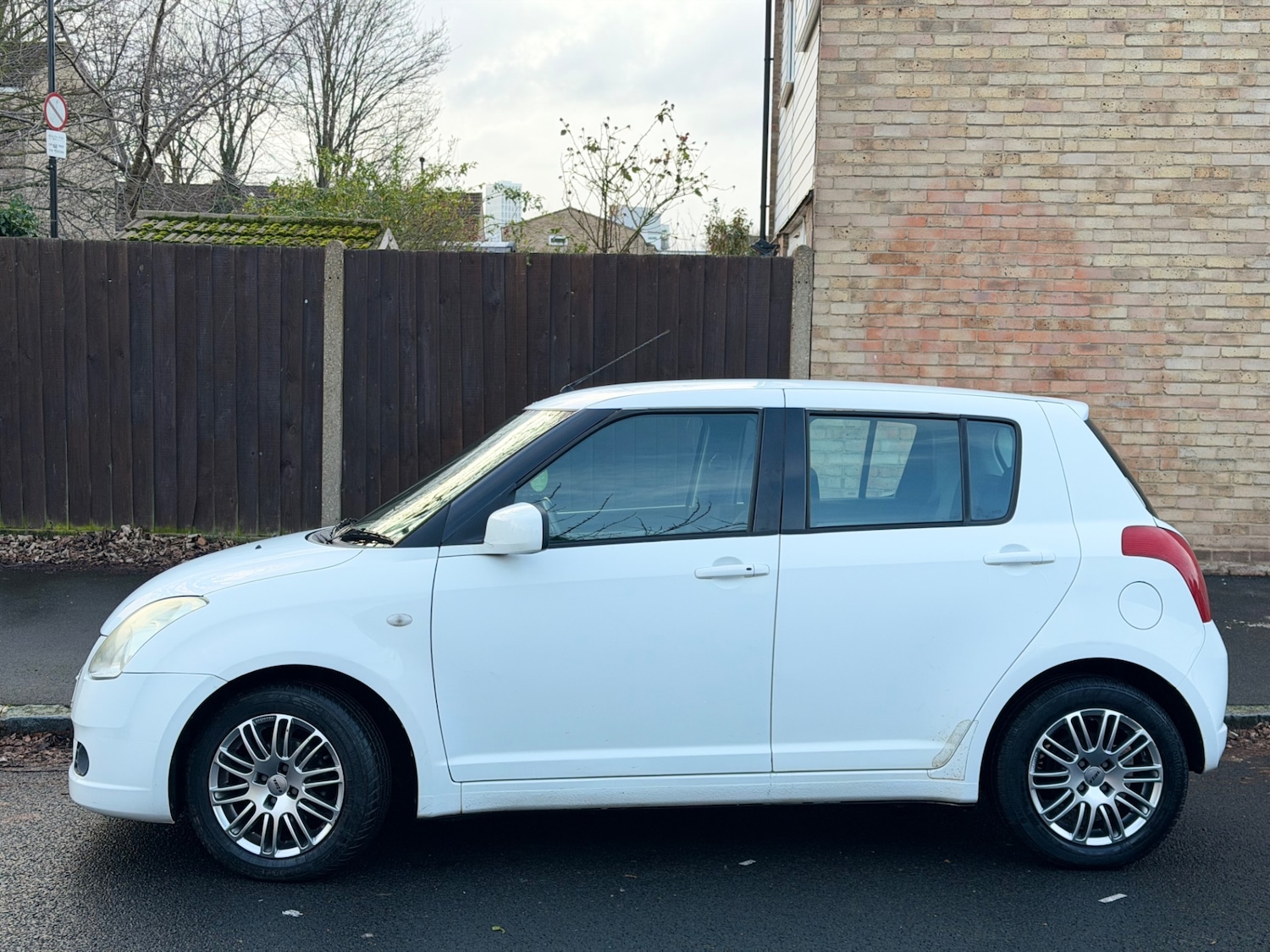 Used Suzuki Swift 2006 for sale - 77381214: Photo 7