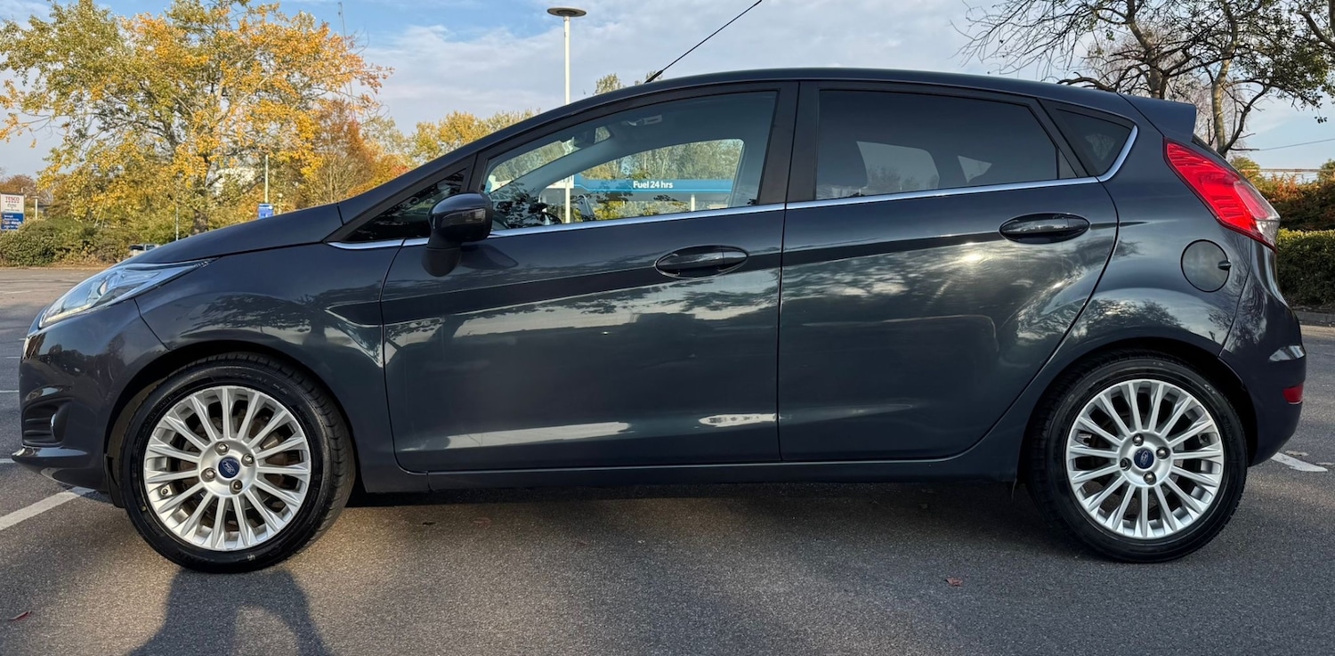 Used Ford Fiesta 2014 for sale - 77053676: Photo 9