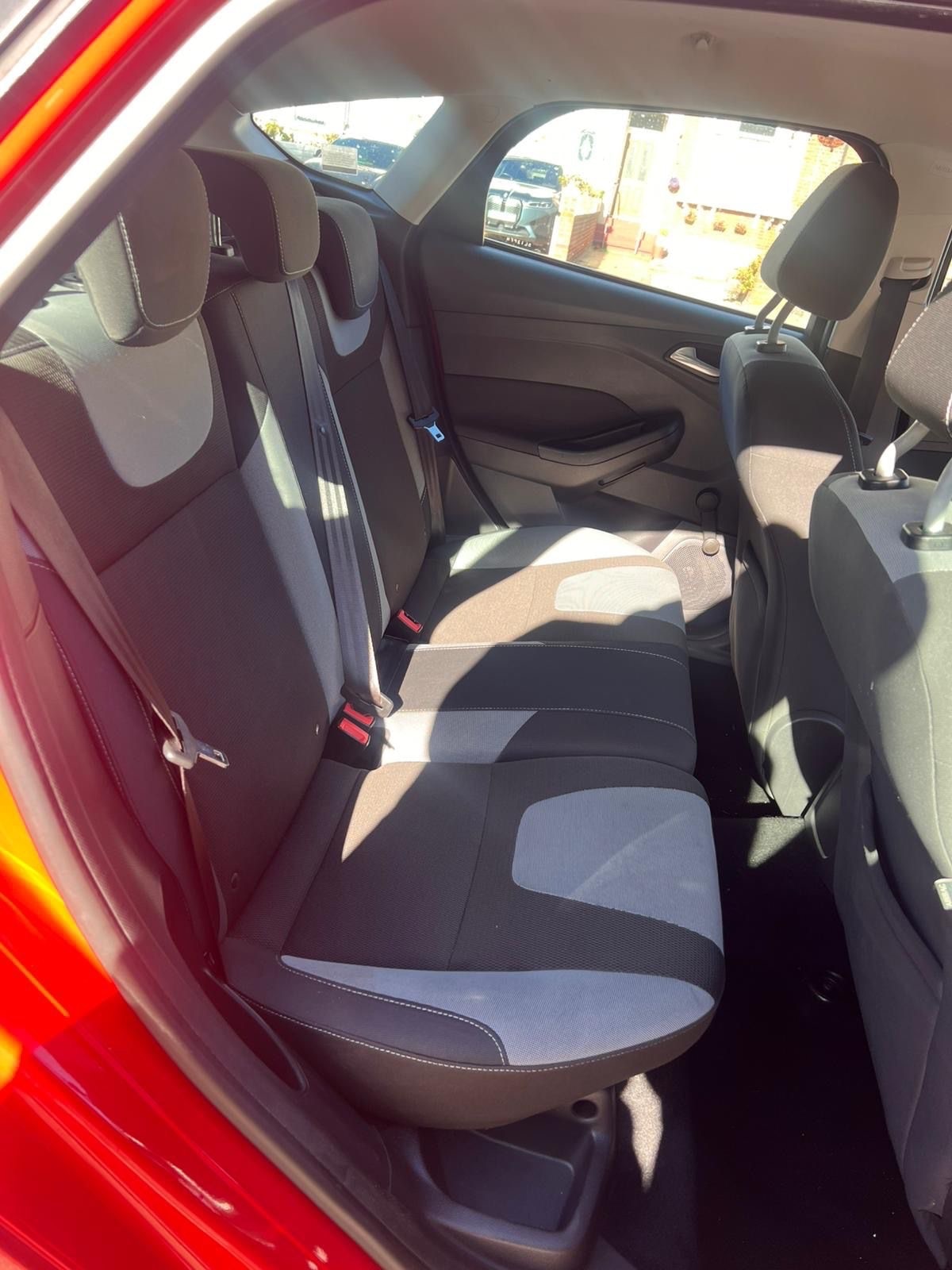 Used Ford Focus 2012 for sale - 76375734: Photo 12