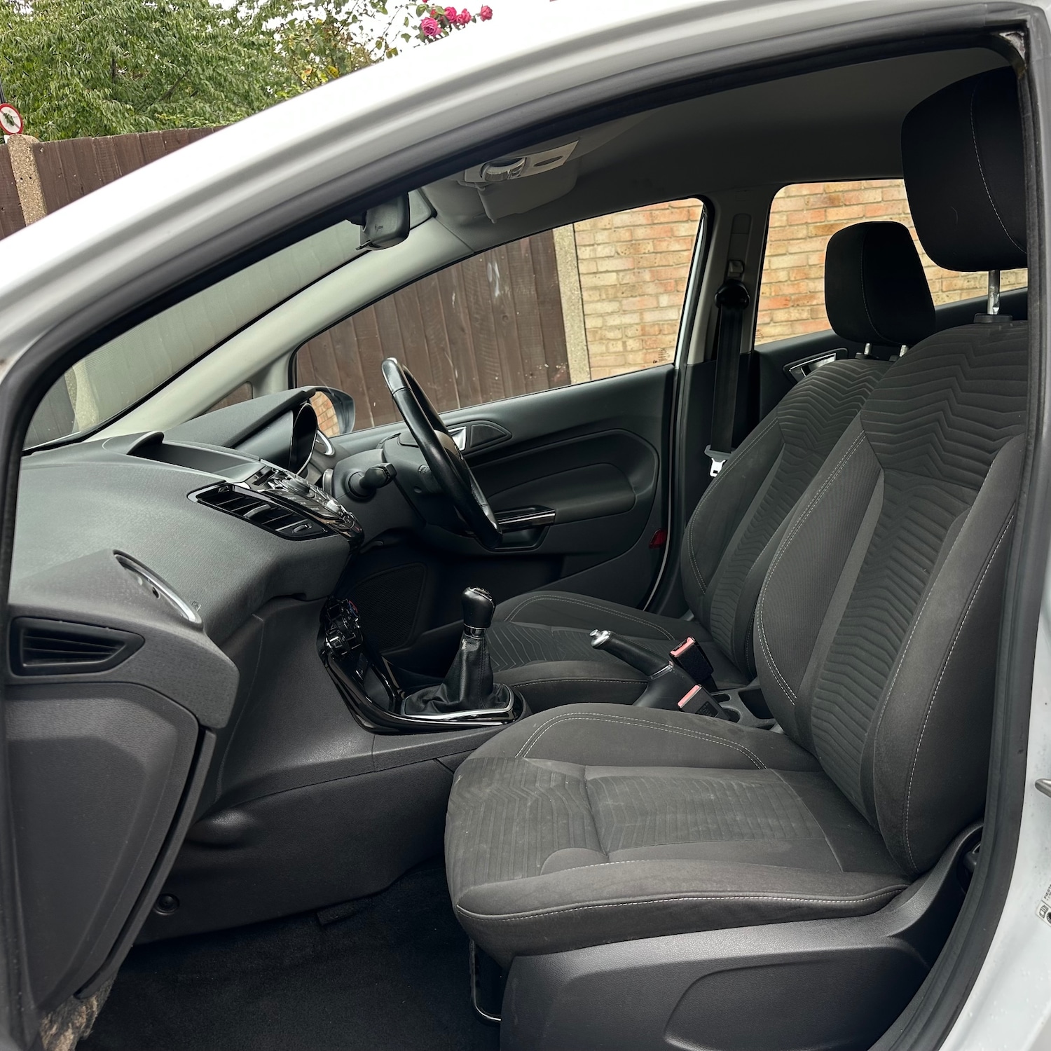 Used Ford Fiesta 2014 for sale - 76671024: Photo 26