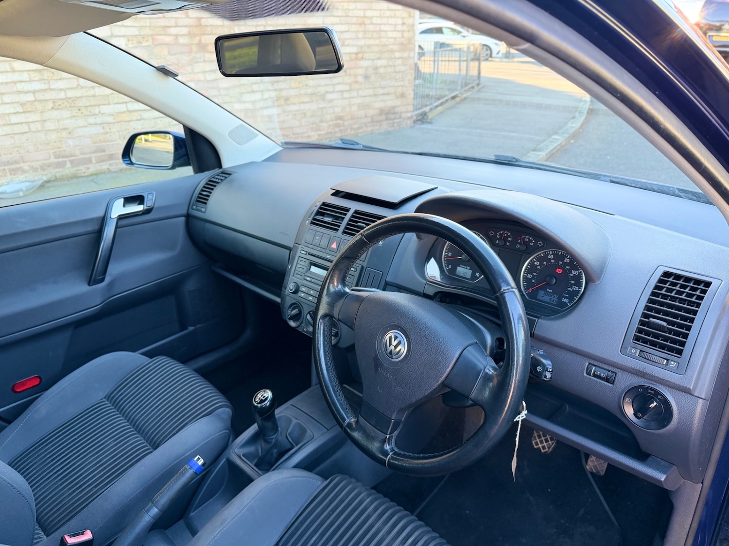 Used Volkswagen Polo 2006 for sale - 77975733: Photo 28