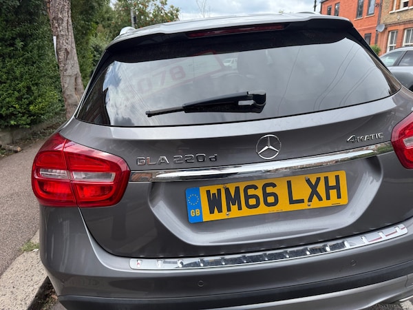 Used Mercedes-Benz GLA 2017 for sale - 76232665: Photo 4