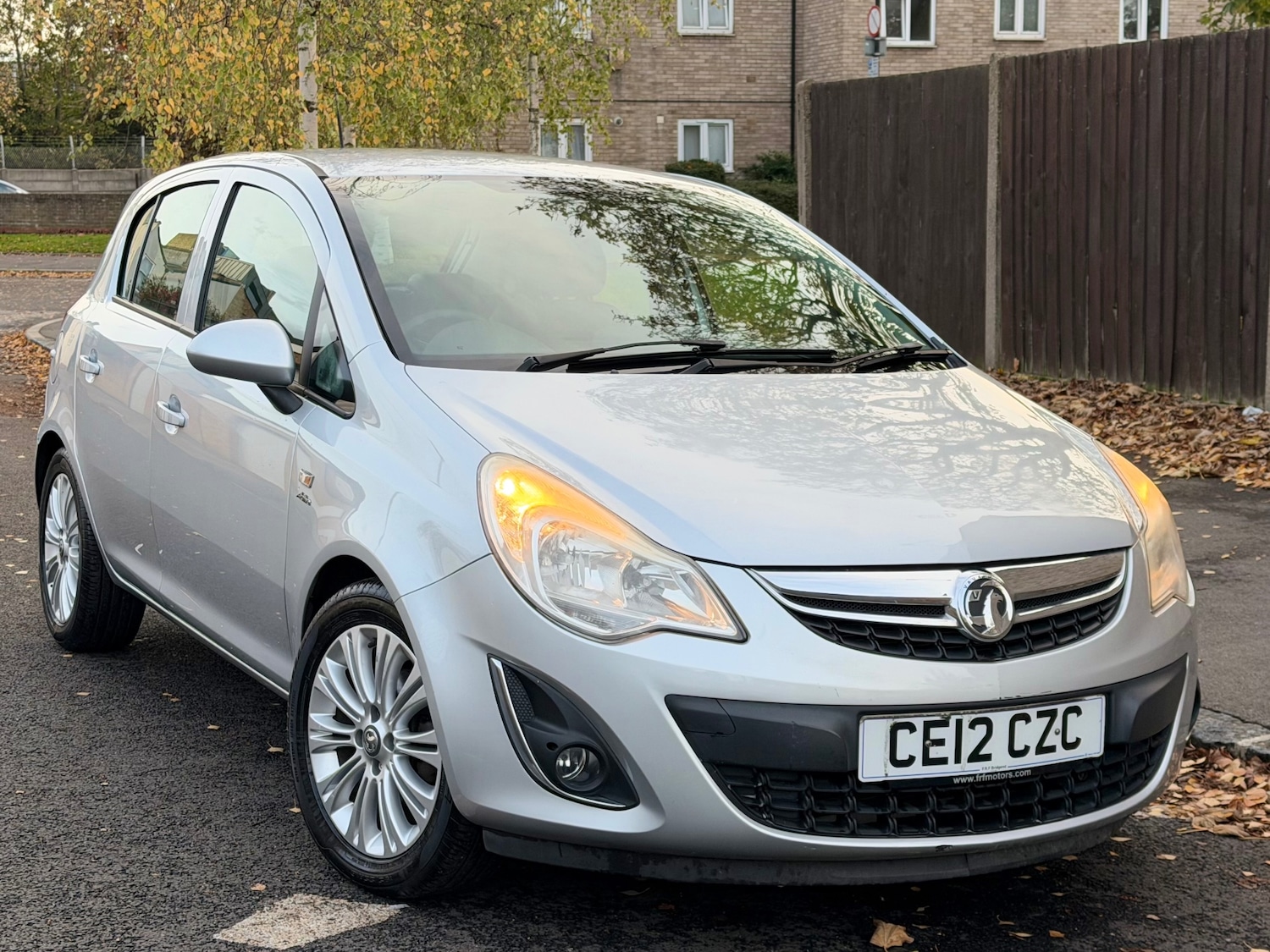 Used Vauxhall Corsa 2012 for sale - 76544398: Photo 1