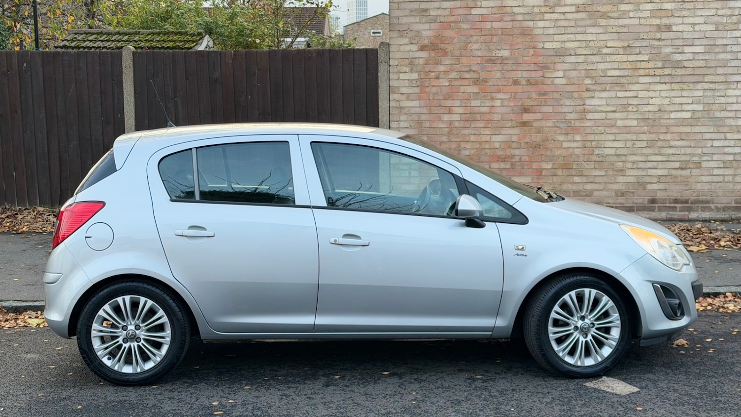 Used Vauxhall Corsa 2012 for sale - 76544398: Photo 12