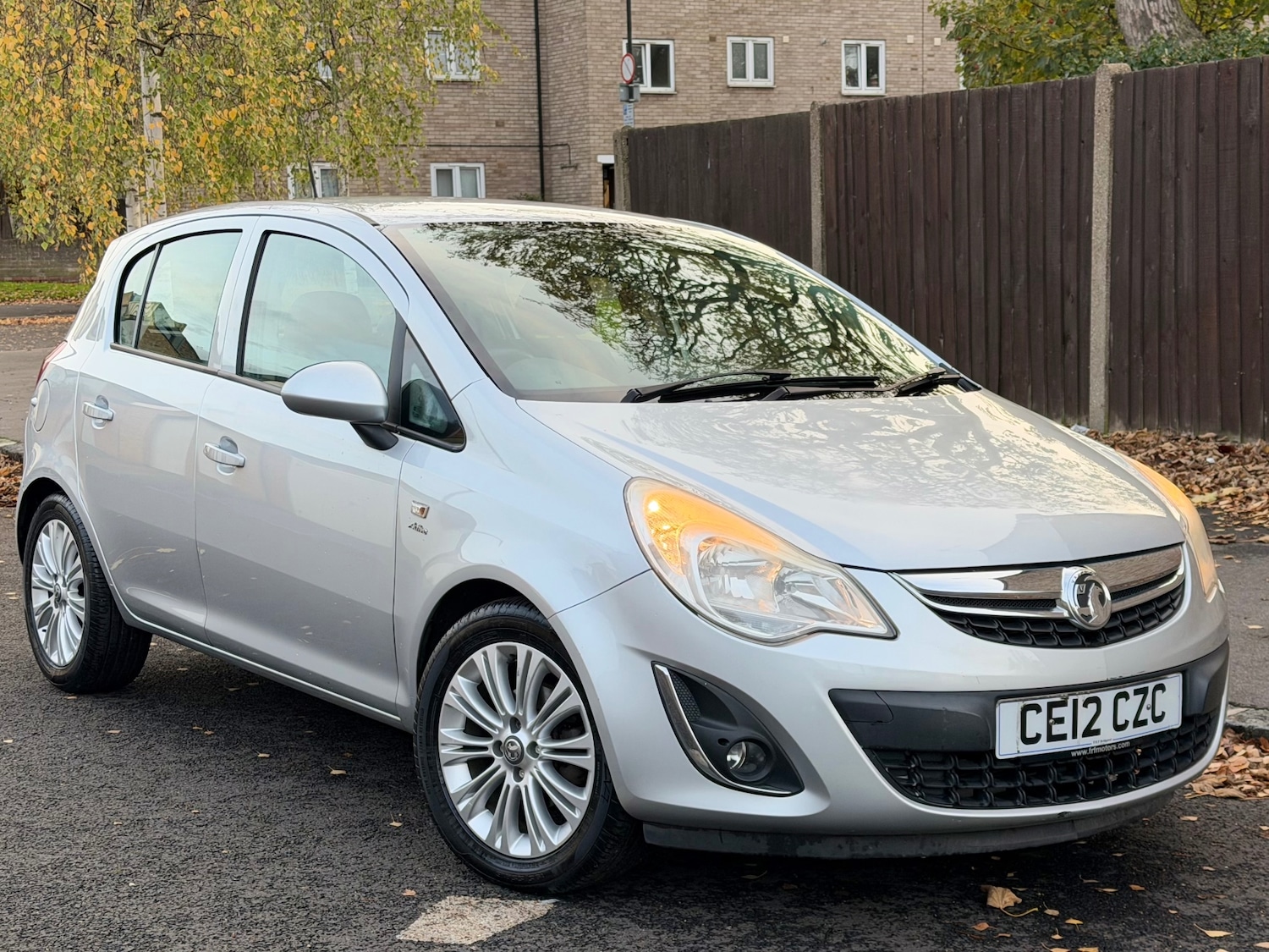 Used Vauxhall Corsa 2012 for sale - 76544398: Photo 6