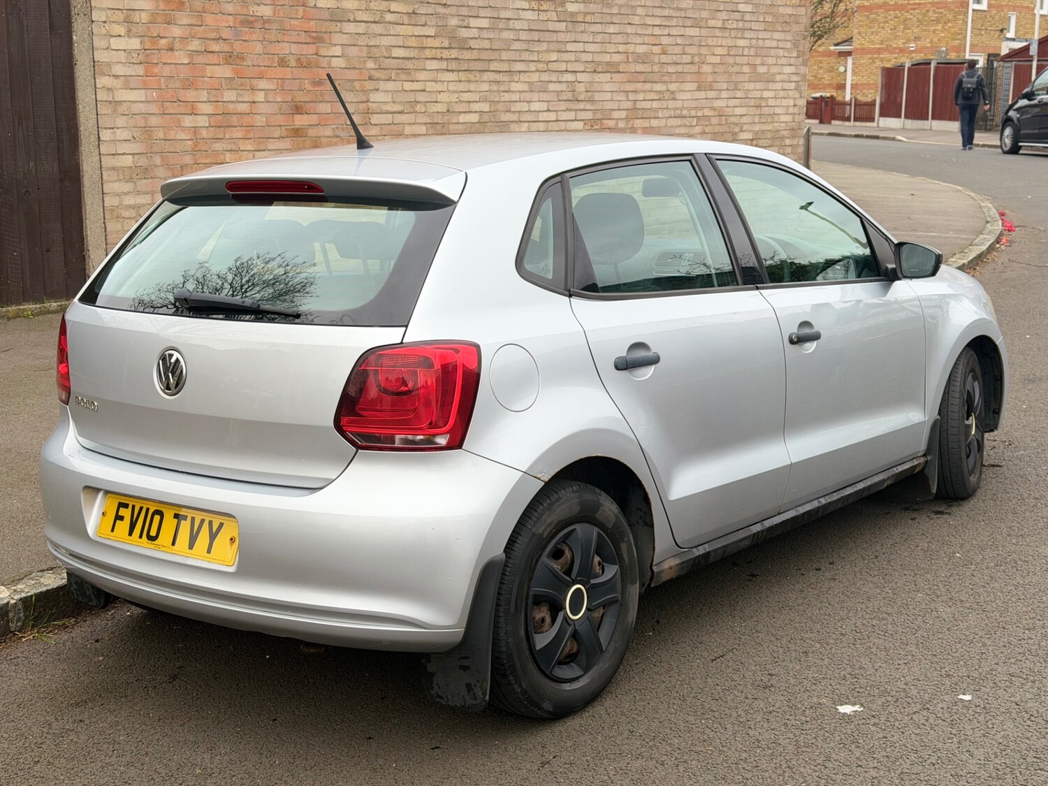 Used Volkswagen Polo 2010 for sale - 77851036: Photo 10