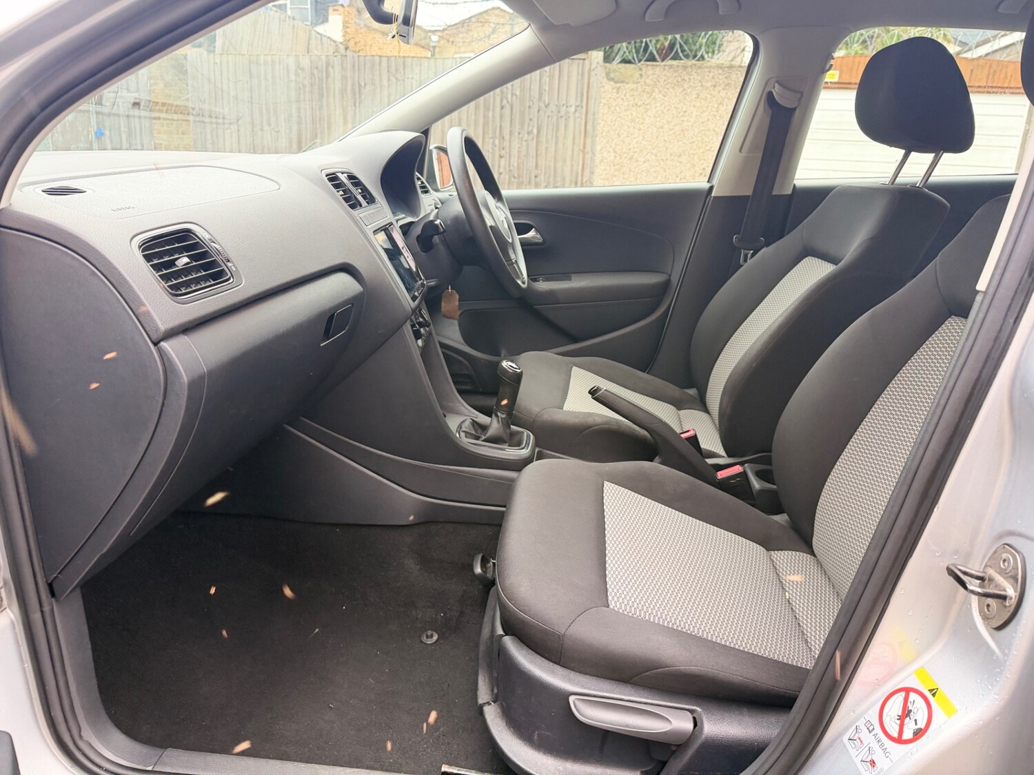 Used Volkswagen Polo 2010 for sale - 77851036: Photo 19