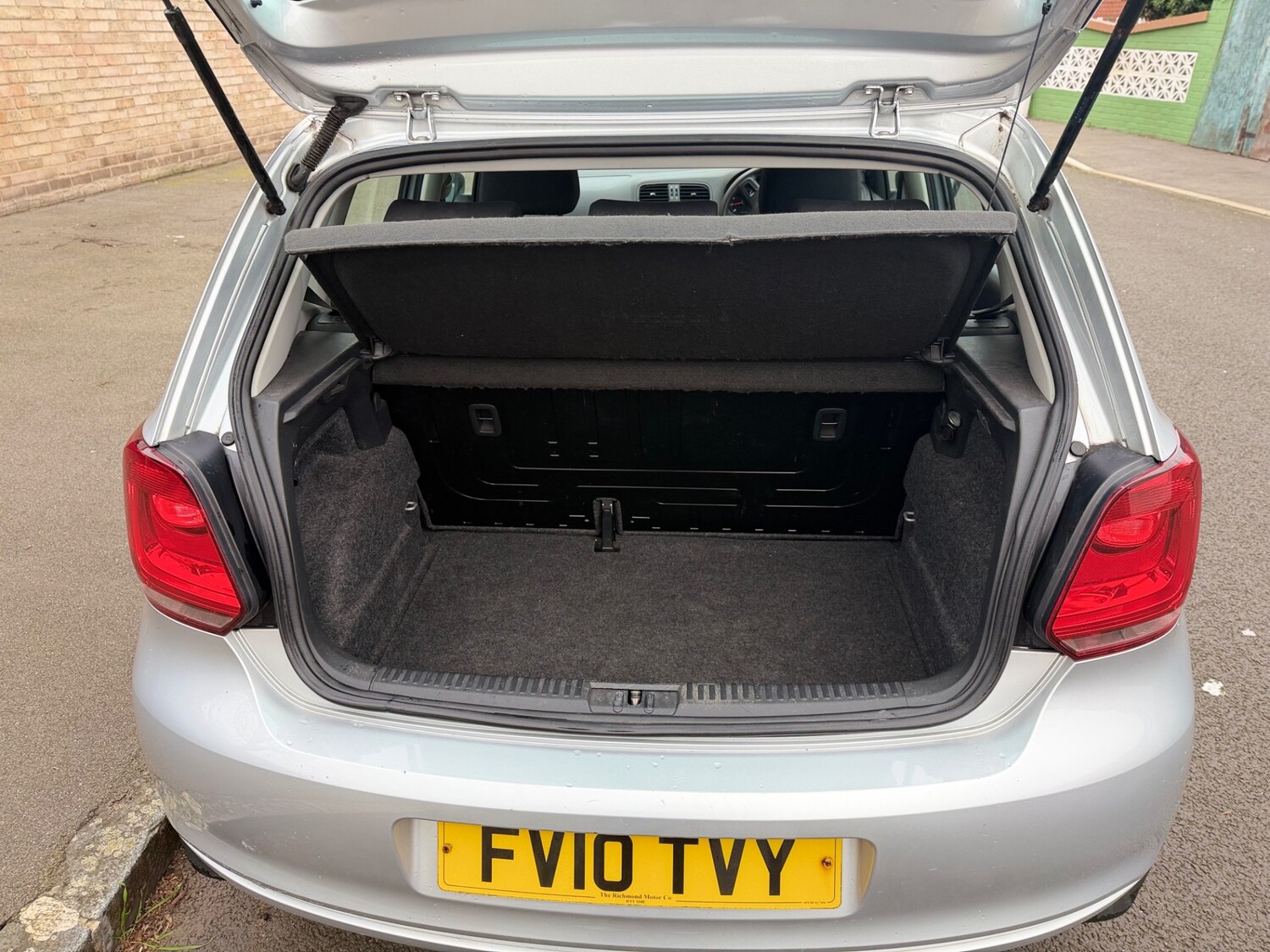 Used Volkswagen Polo 2010 for sale - 77851036: Photo 23