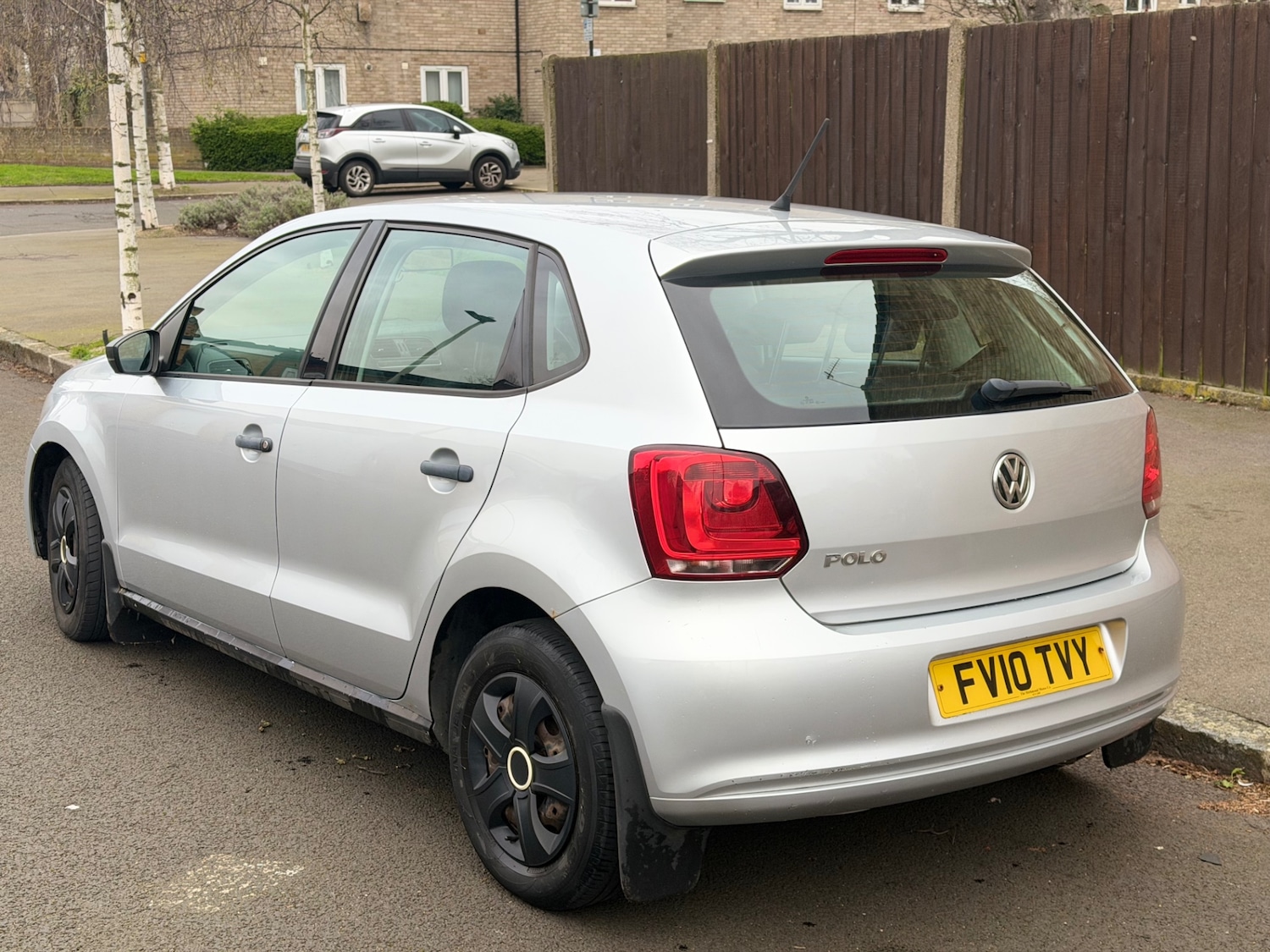 Used Volkswagen Polo 2010 for sale - 77851036: Photo 5