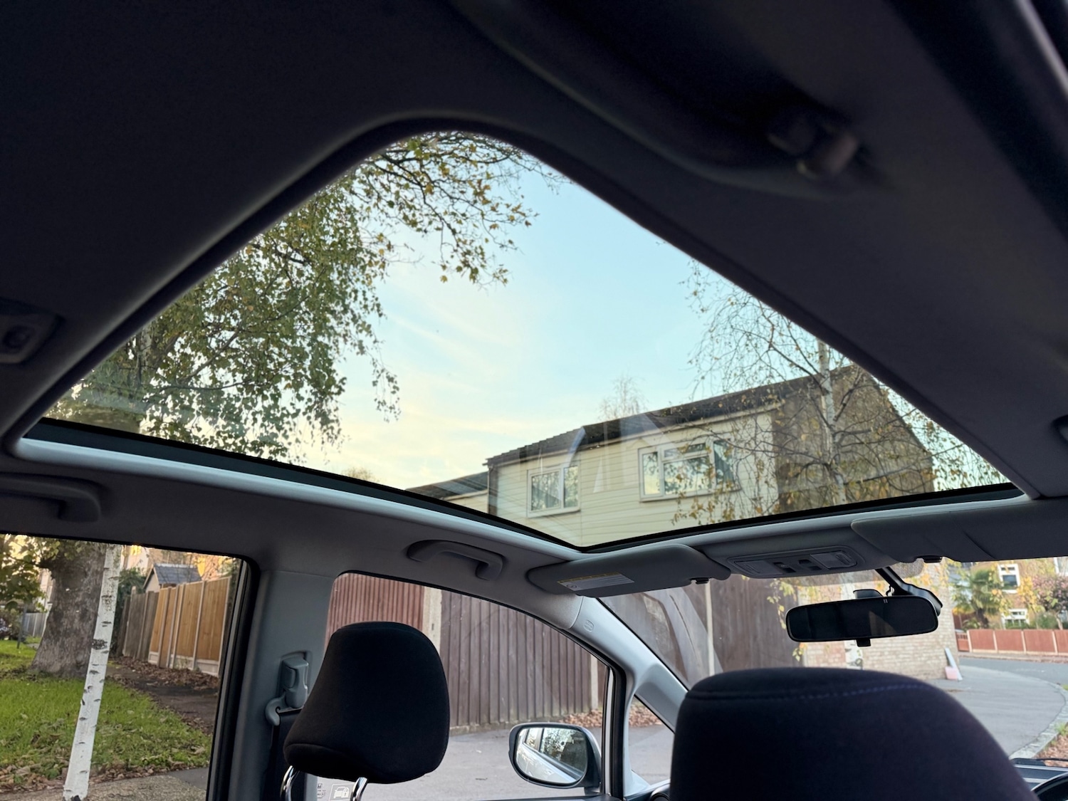 Used Honda Jazz 2010 for sale - 76652903: Photo 23