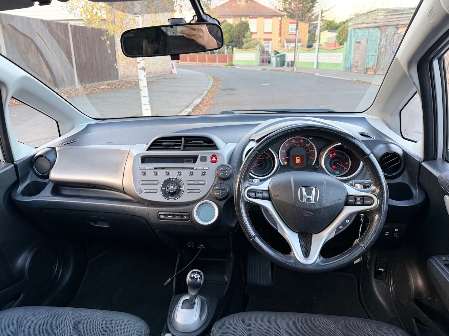 Used Honda Jazz 2010 for sale - 76652903: Photo 24