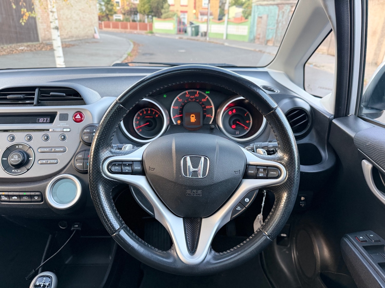 Used Honda Jazz 2010 for sale - 76652903: Photo 25