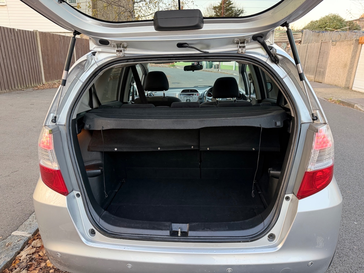 Used Honda Jazz 2010 for sale - 76652903: Photo 36