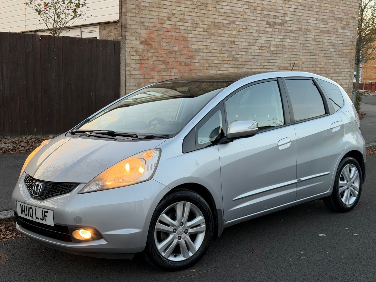 Used Honda Jazz 2010 for sale - 76652903: Photo 6