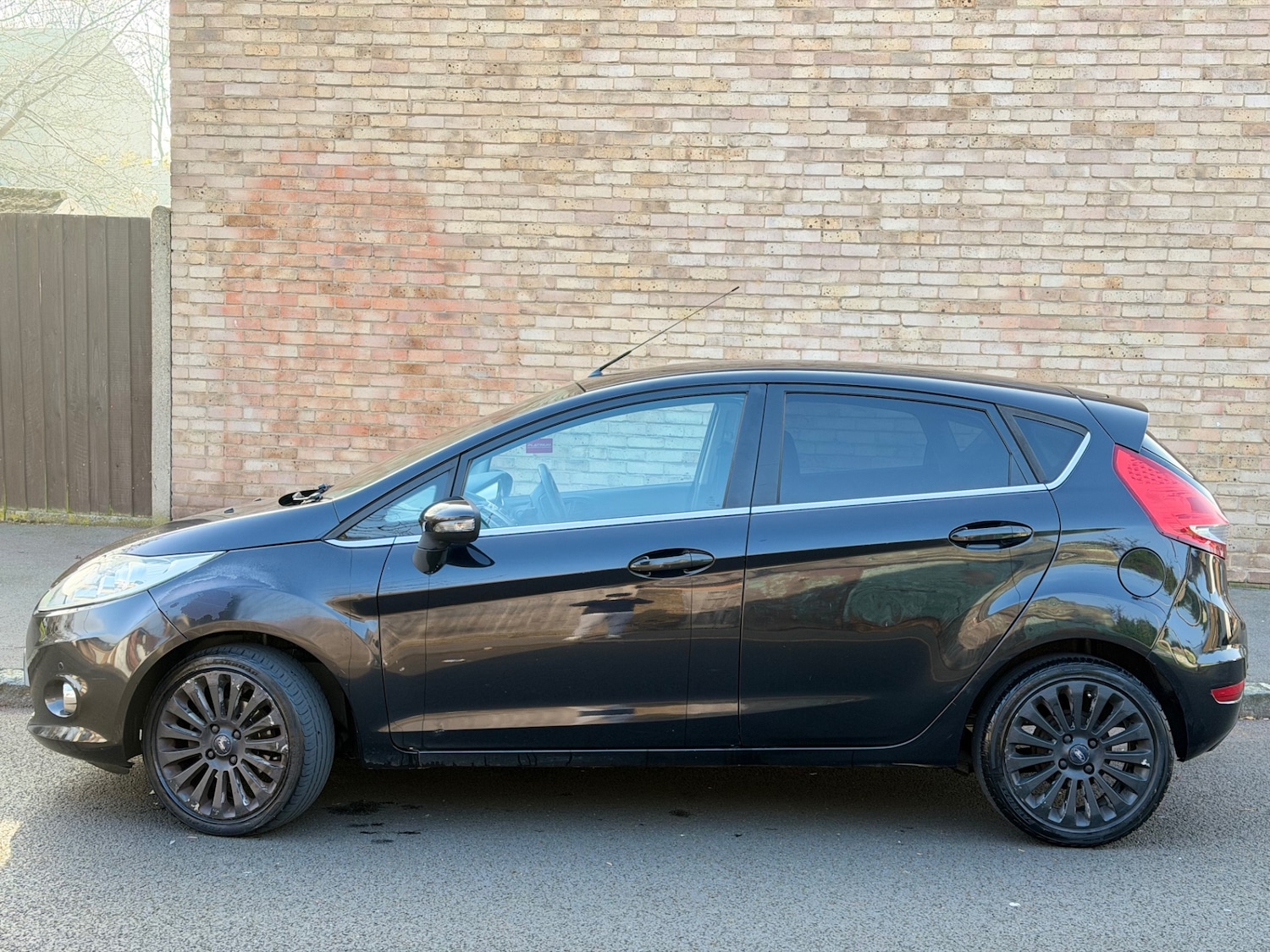 Used Ford Fiesta 2010 for sale - 77746512: Photo 12