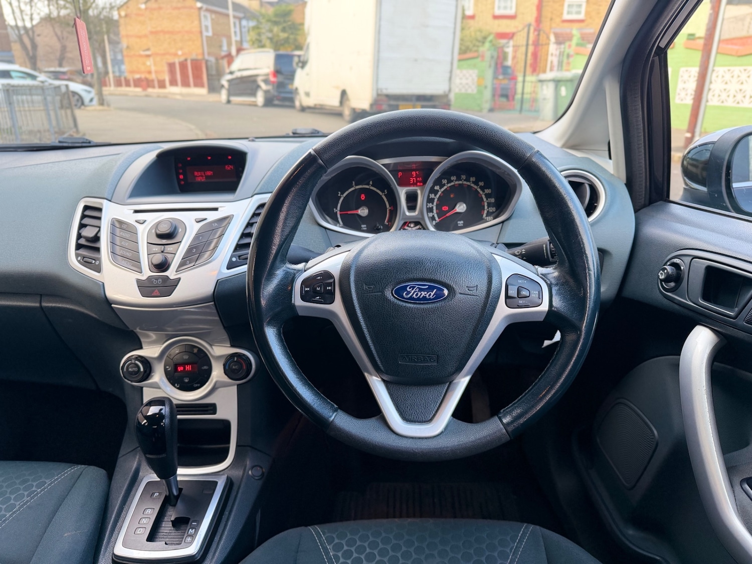 Used Ford Fiesta 2010 for sale - 77746512: Photo 19