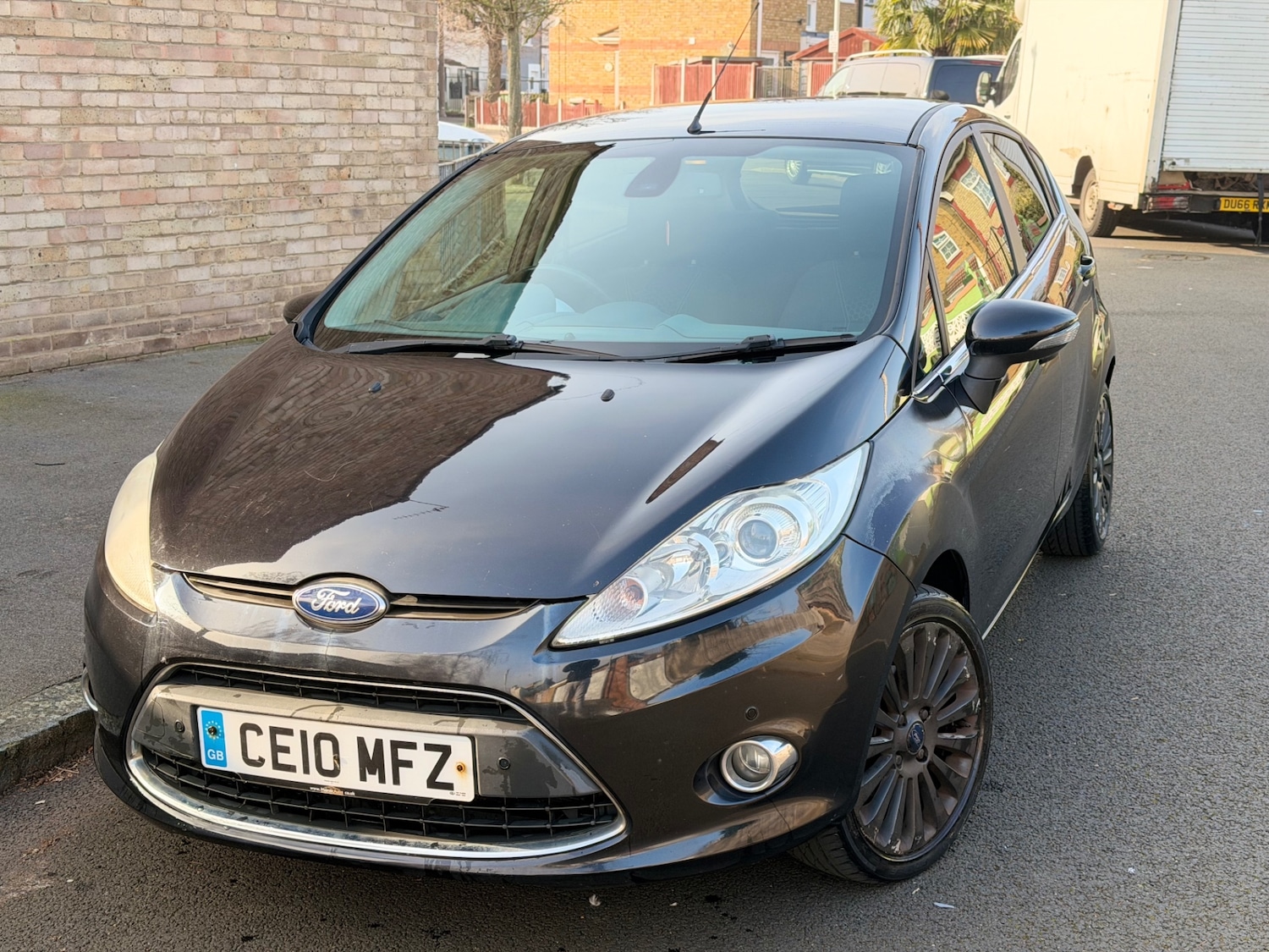 Used Ford Fiesta 2010 for sale - 77746512: Photo 2
