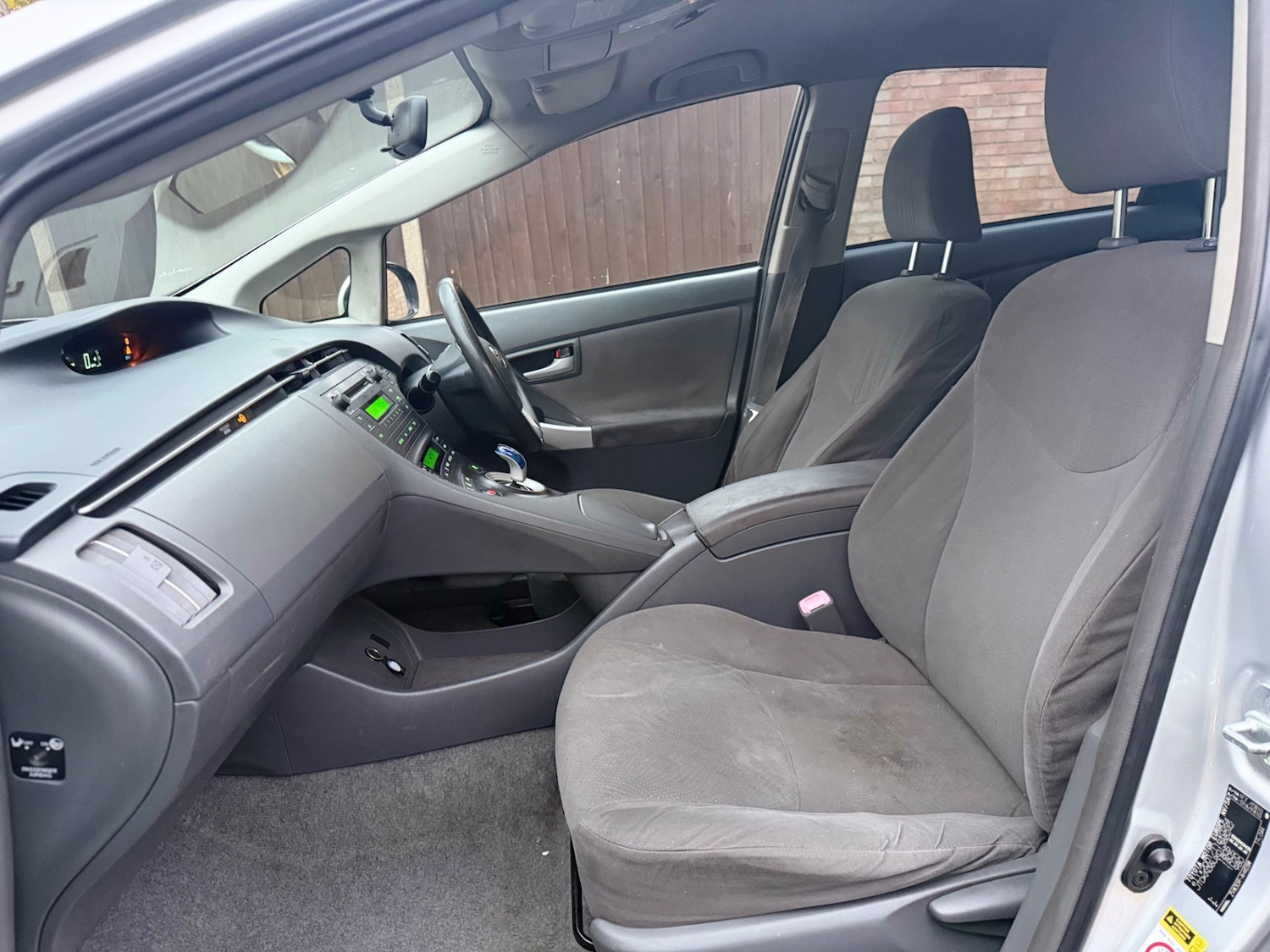 Used Toyota Prius 2011 for sale - 76704523: Photo 14