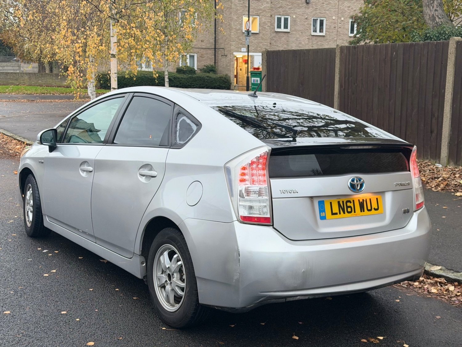Used Toyota Prius 2011 for sale - 76704523: Photo 5