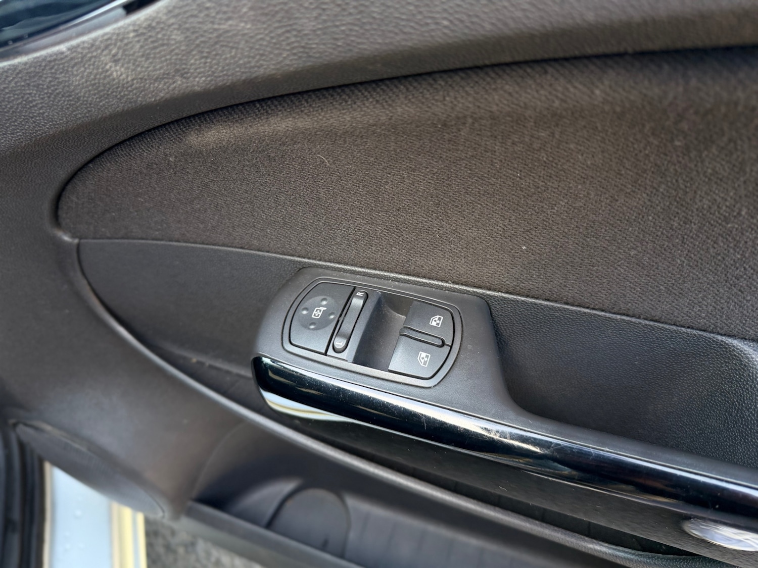 Used Vauxhall Corsa 2012 for sale - 78028210: Photo 33