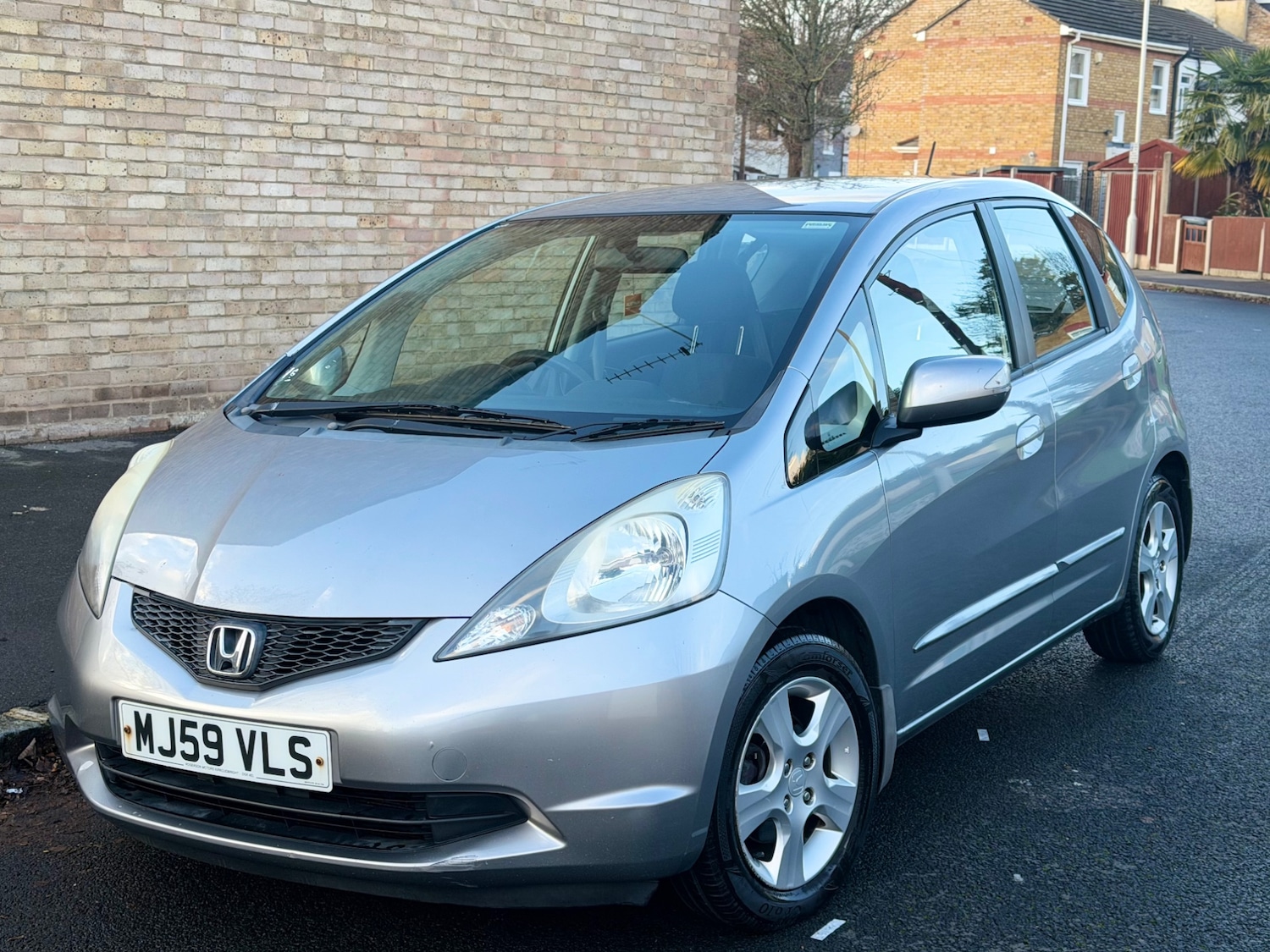 Used Honda Jazz 2009 for sale - 77353654: Photo 2