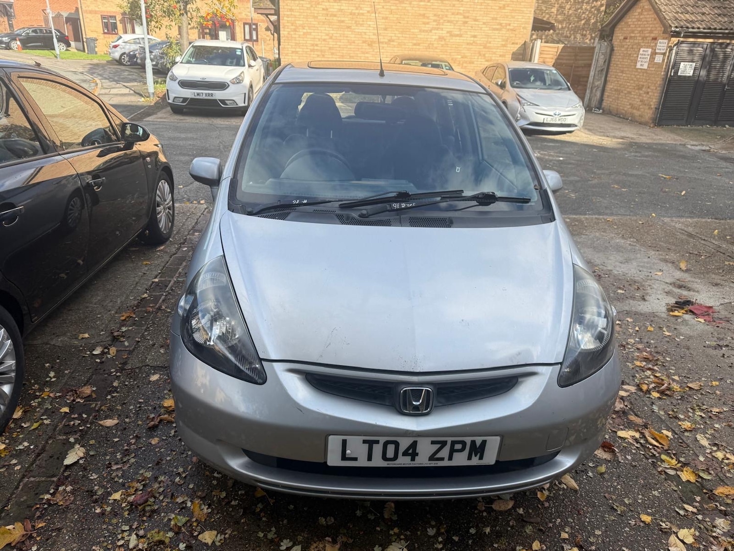 Used Honda Jazz 2004 for sale - 76669453: Photo 2