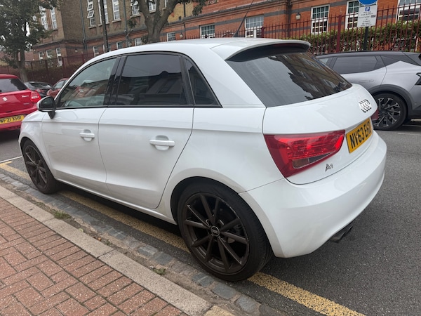Used Audi A1 2014 for sale - 76232655: Photo 5